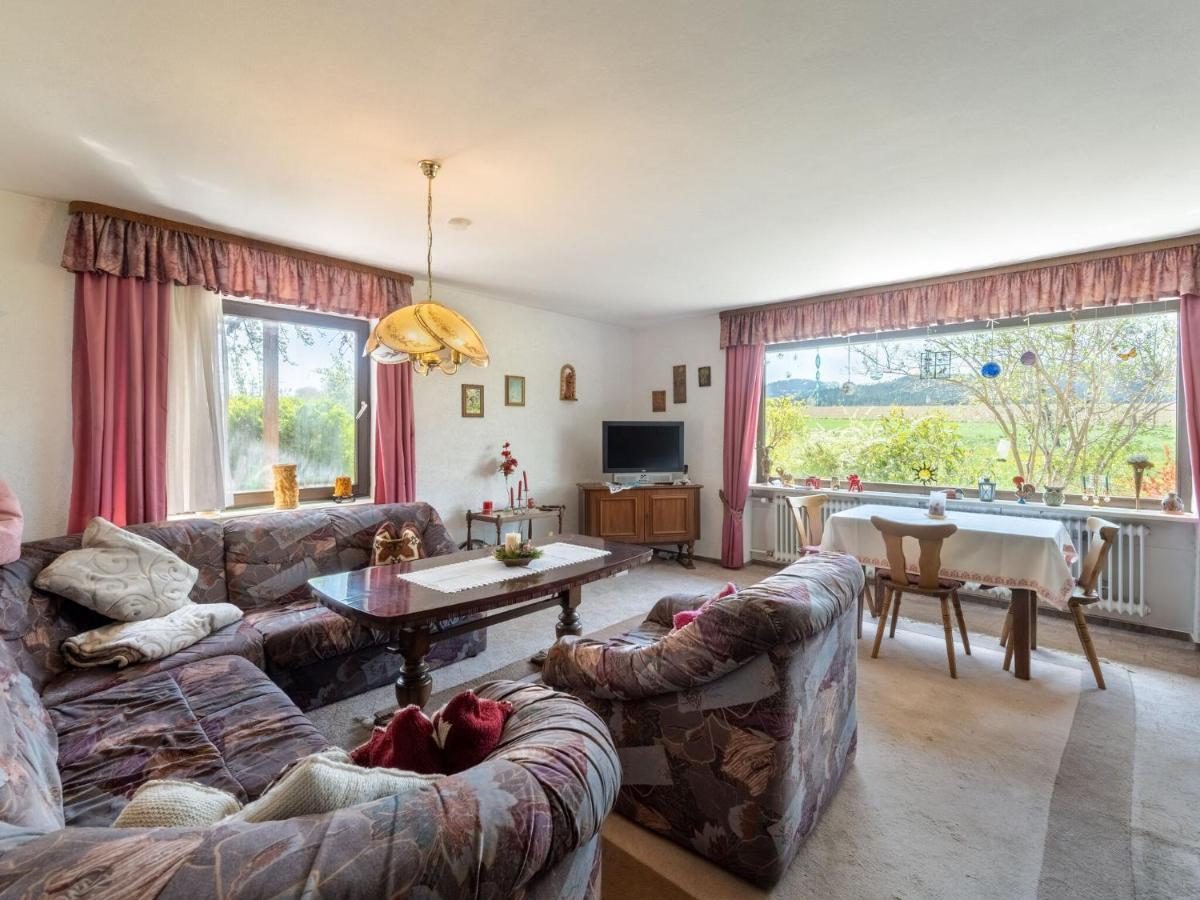 באד קוצטינג Quaint Holiday Home In Bad K Tzting With Garden Terrace מראה חיצוני תמונה