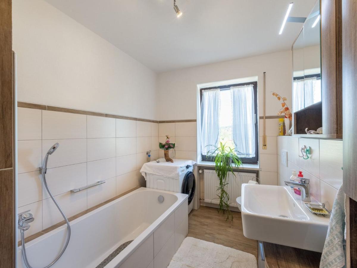 באד קוצטינג Quaint Holiday Home In Bad K Tzting With Garden Terrace מראה חיצוני תמונה