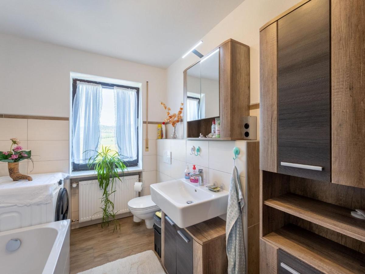 באד קוצטינג Quaint Holiday Home In Bad K Tzting With Garden Terrace מראה חיצוני תמונה